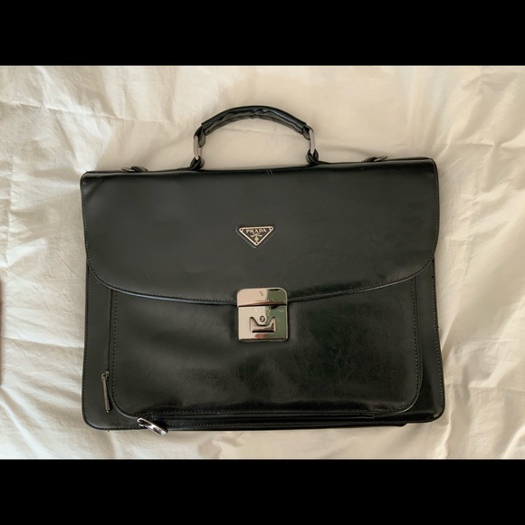 Prada Brief Unisex - Picture 2 of 6